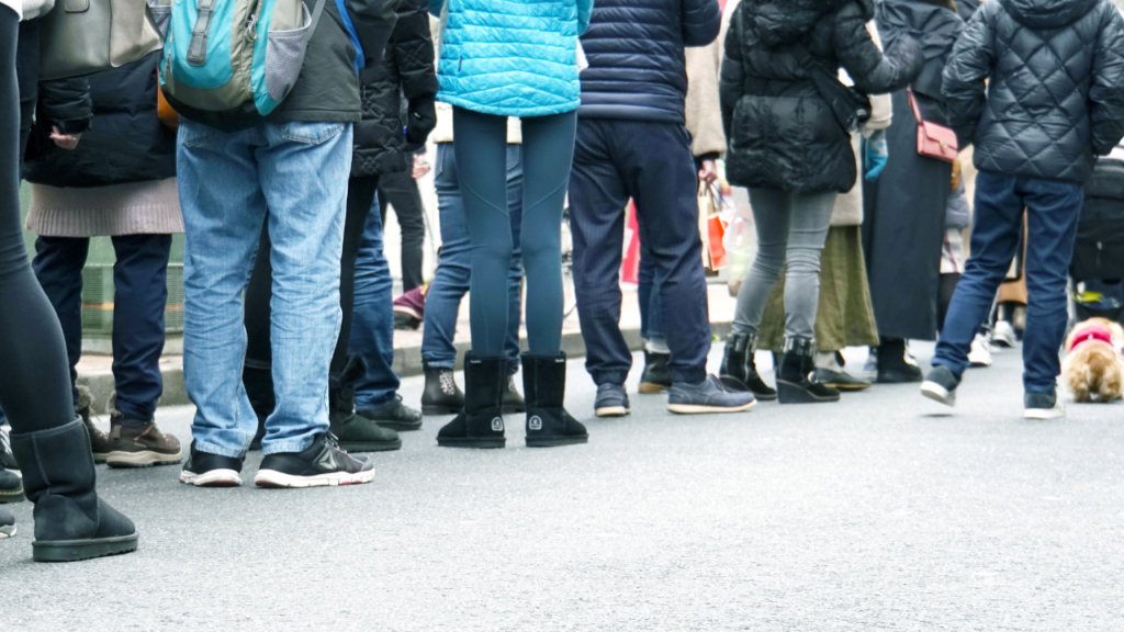 Japanese People Line Up