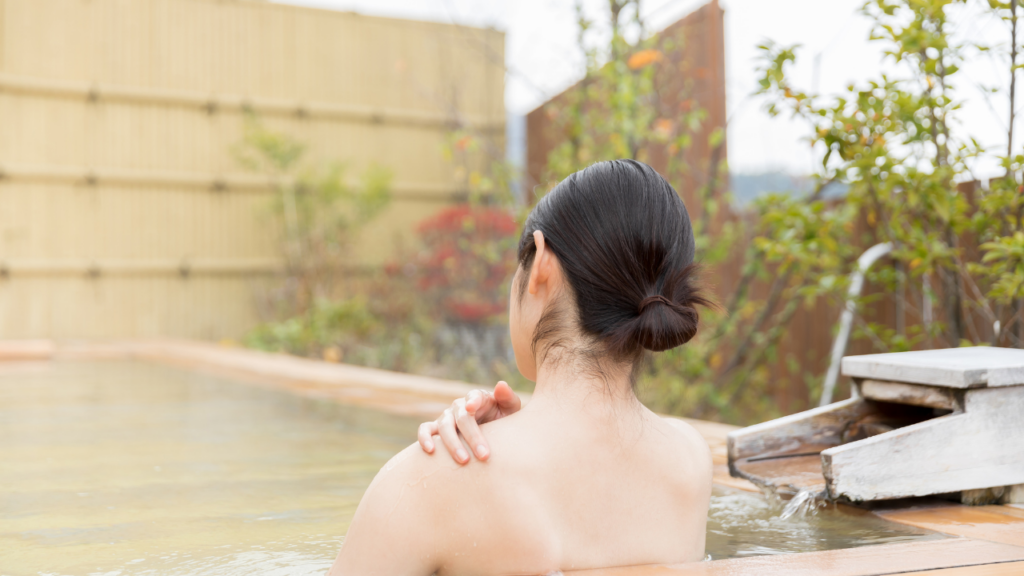 Onsen Bathing
