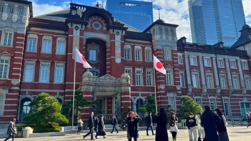 Tokyo Station red-brick building