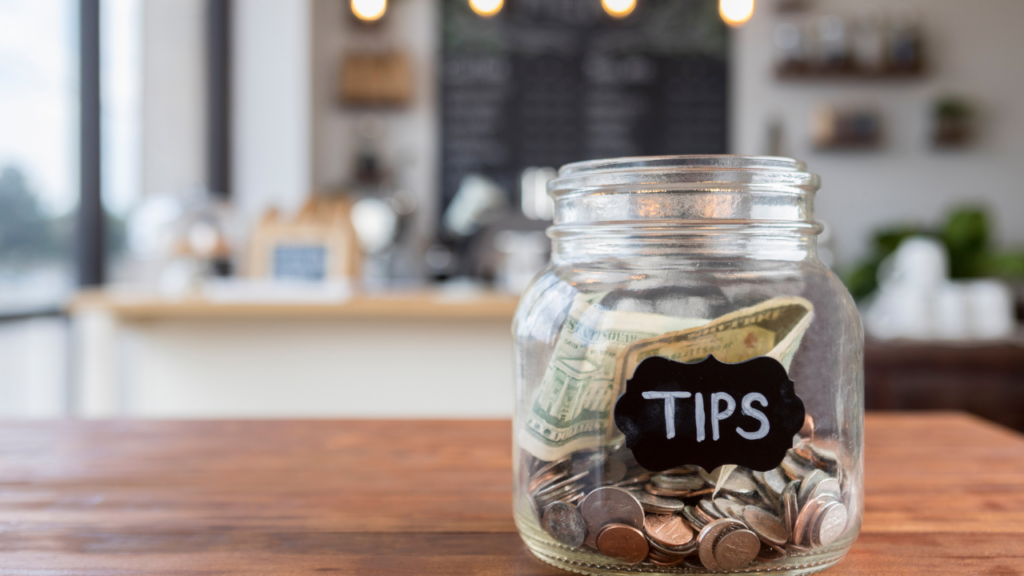 Tip in Japan