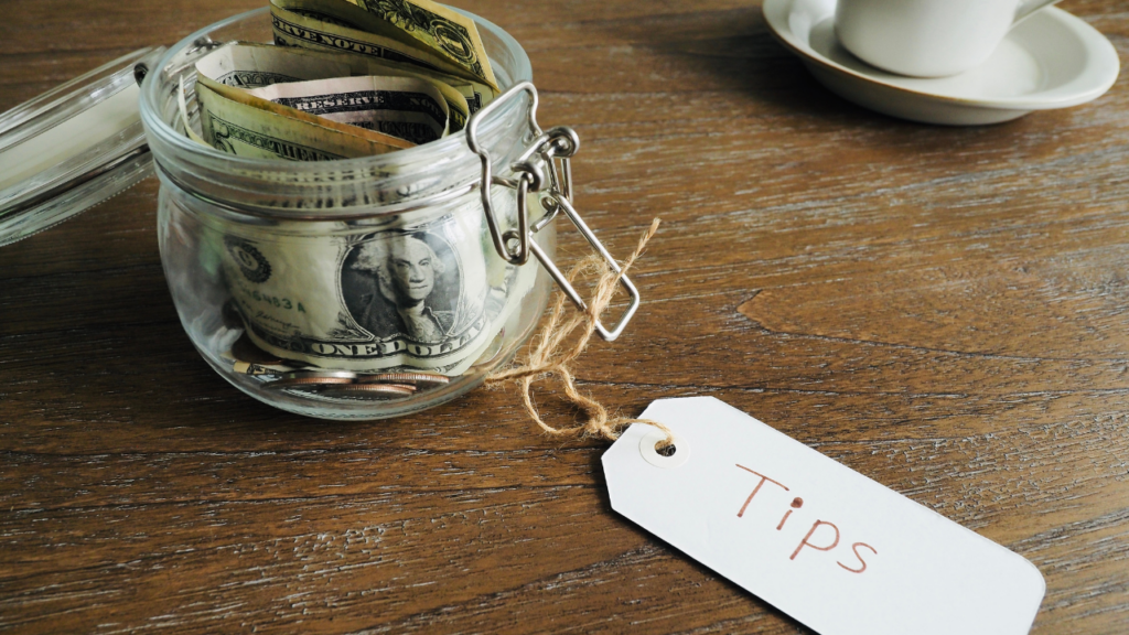 Tip in Japan