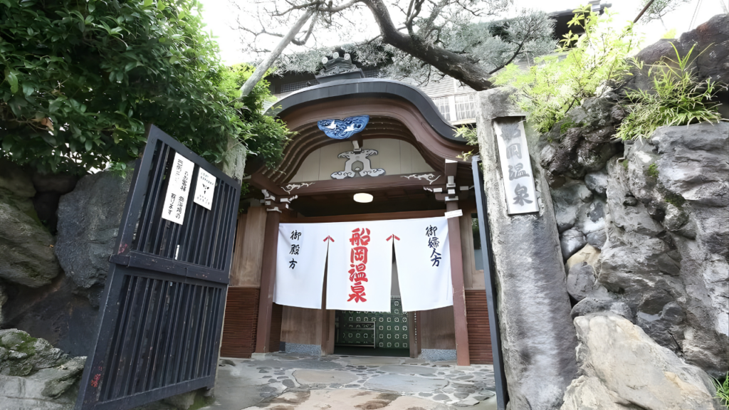 Tattoo-Friendly Onsen