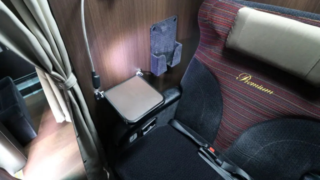 osaka to tokyo bus