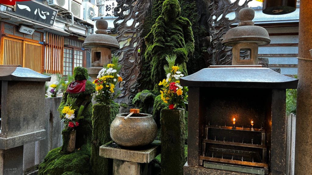 Hozenji Yokocho