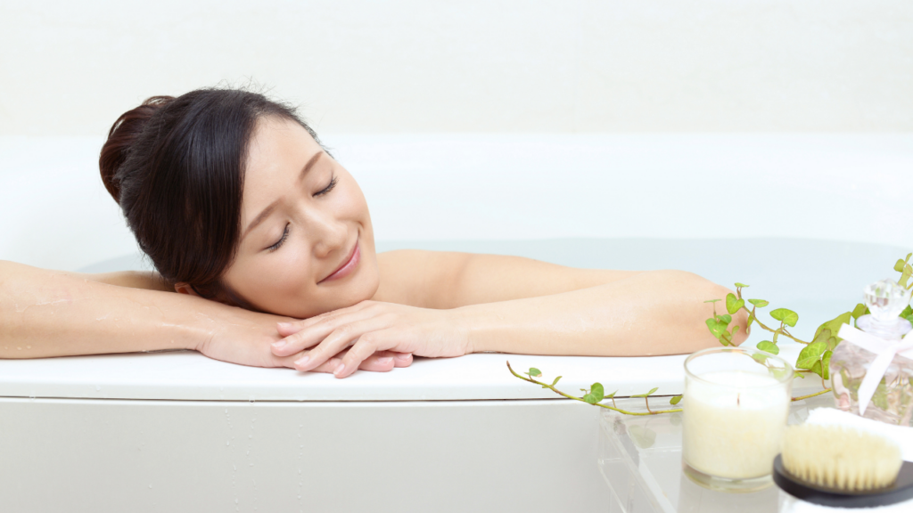 japanese bathe at night